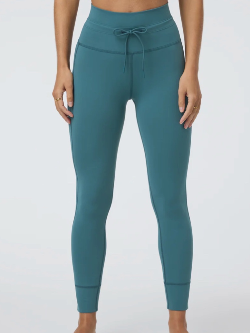 Vuori Daily BreatheInterlock Leggings, 22.5" Inseam, Tidal, Size Medium
